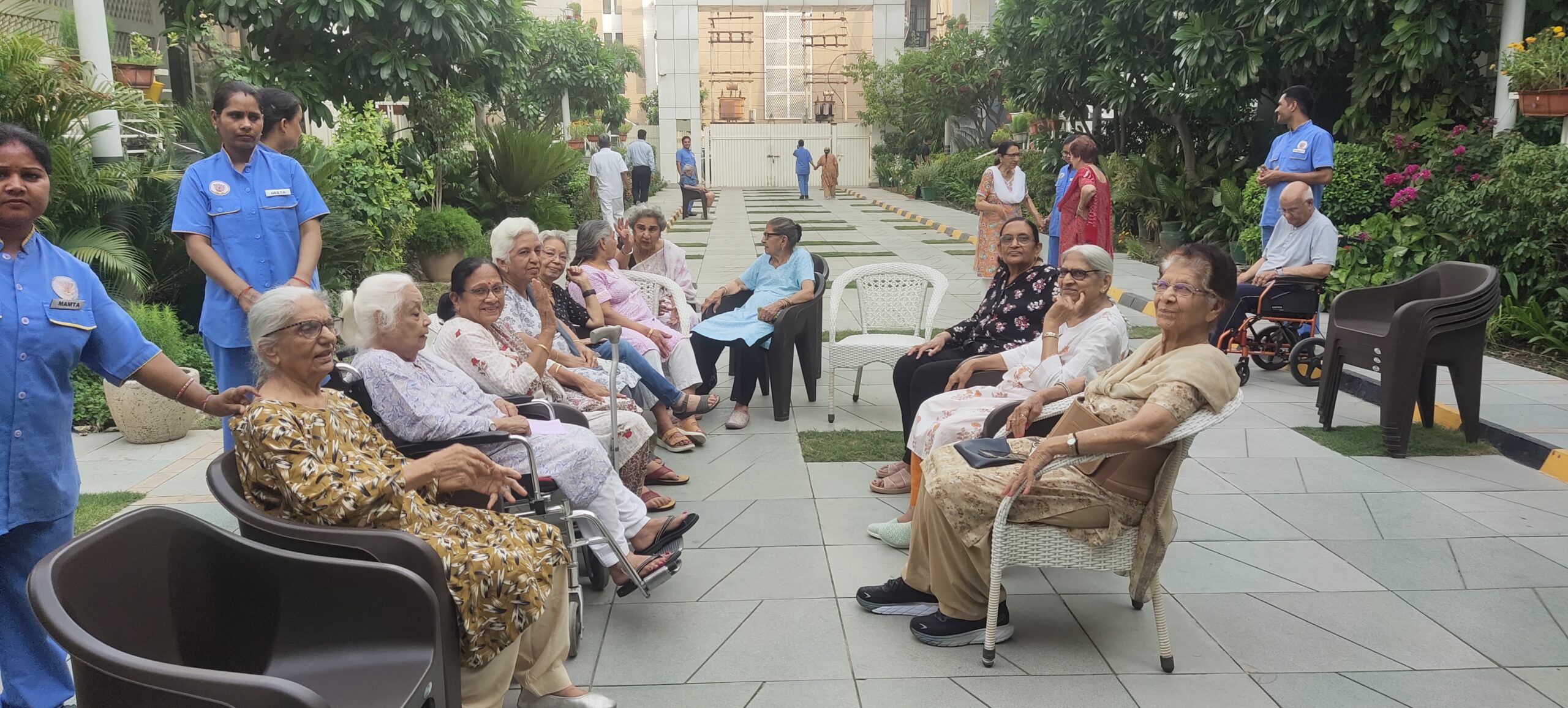 24x7 medical care for elderly